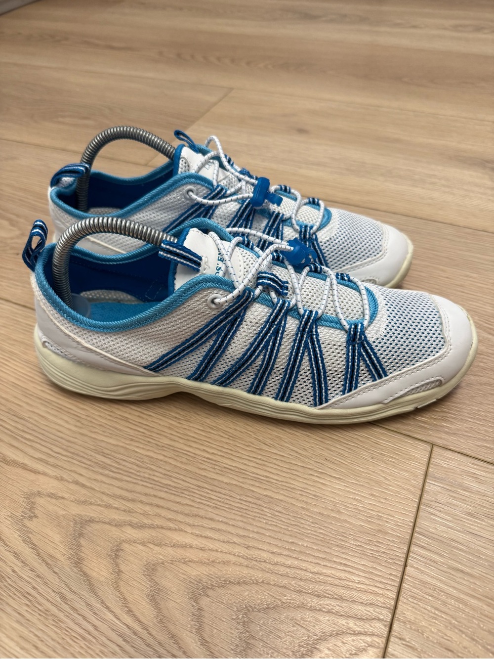 Lands' End Nature Tex Women's Sneaker Size 10B